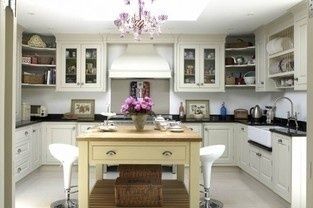 Sion Hill House, Luke McHardy & Co Luke McHardy & Co Classic style kitchen