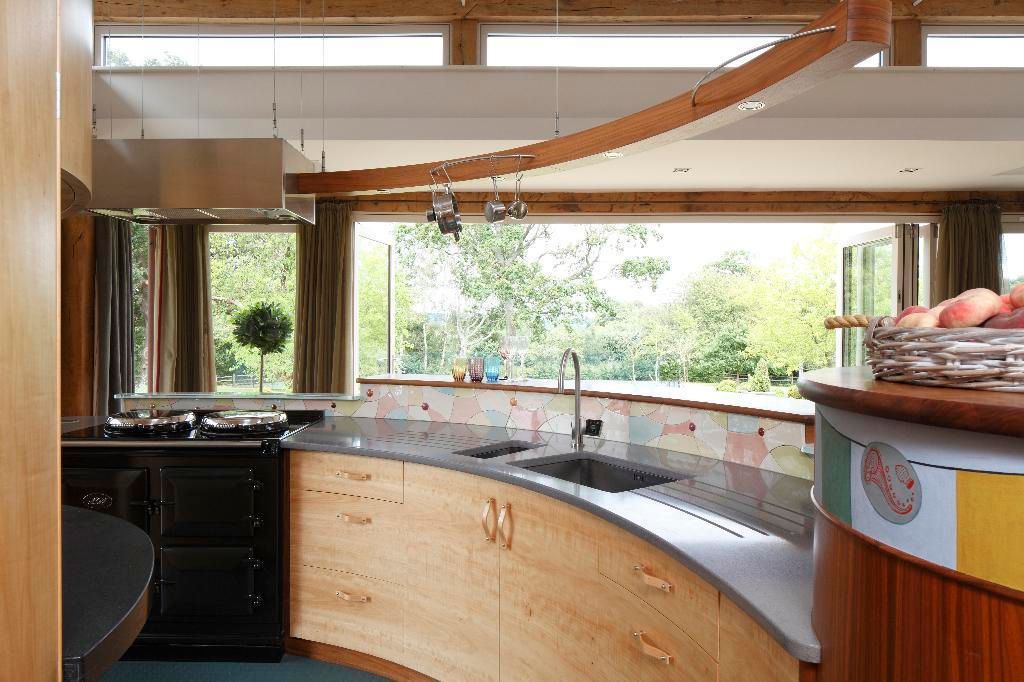 Edenbridge, Johnny Grey Johnny Grey Eclectic style kitchen Cabinets & shelves