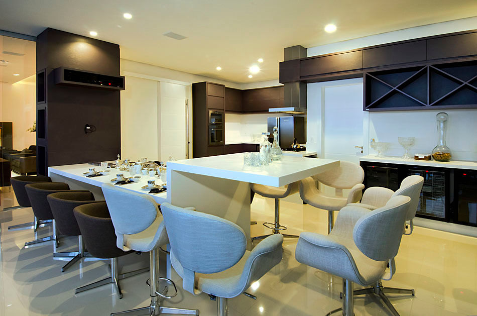 A31 Residência, Canisio Beeck Arquiteto Canisio Beeck Arquiteto Modern kitchen