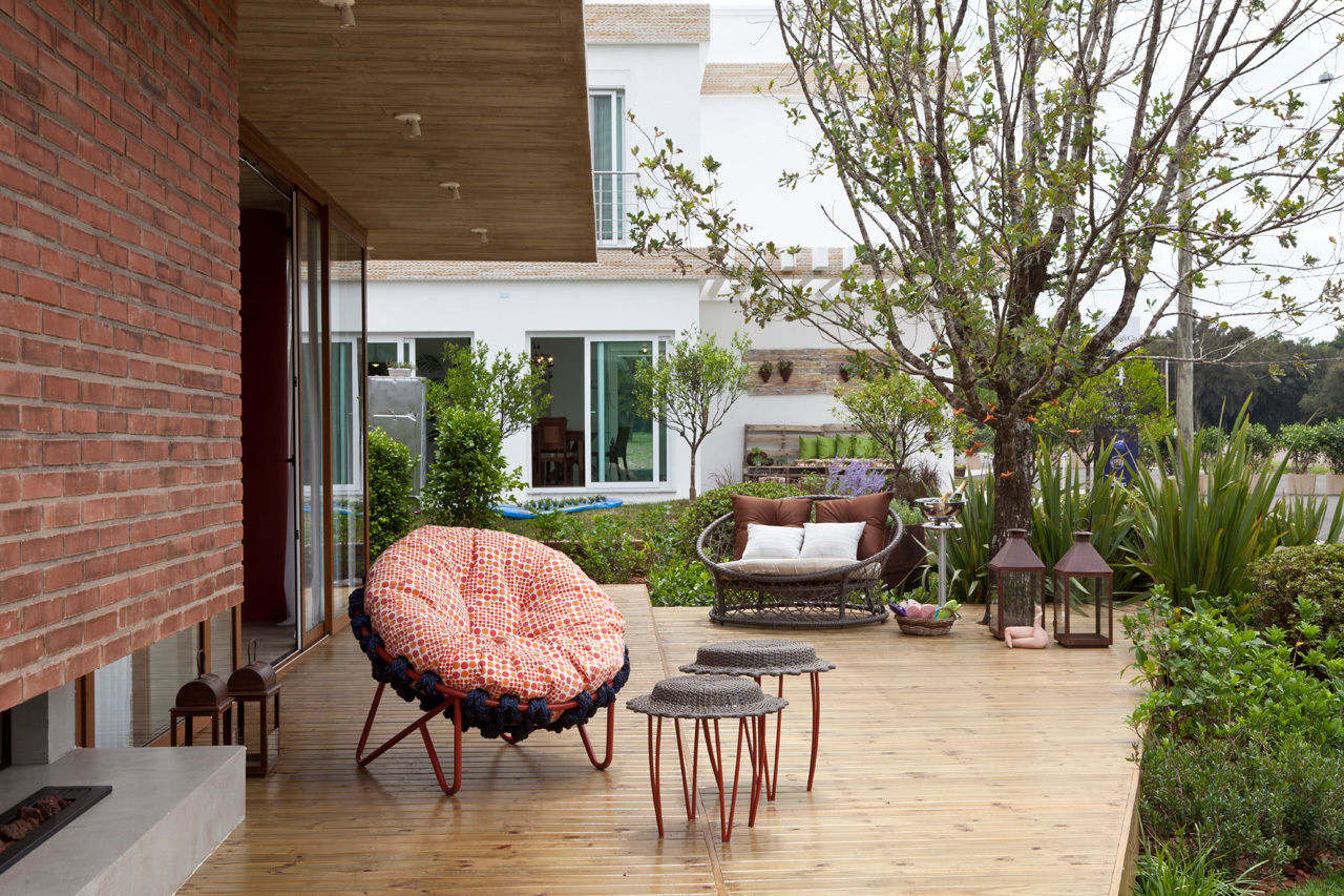 Casa Marítimo, Seferin Arquitetura Seferin Arquitetura Modern balcony, veranda & terrace