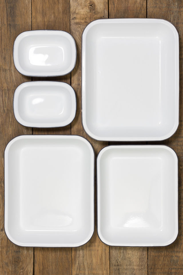 Enamel Bake Set - Grey Oggetto Modern houses Homewares