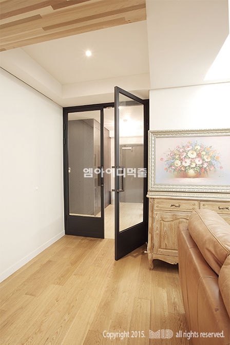 이태원 청화아파트 58평형, MID 먹줄 MID 먹줄 Asian style living room