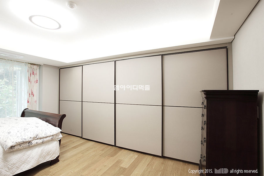 이태원 청화아파트 58평형, MID 먹줄 MID 먹줄 Habitaciones modernas