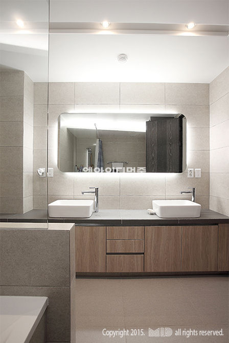 이태원 청화아파트 58평형, MID 먹줄 MID 먹줄 Modern style bathrooms