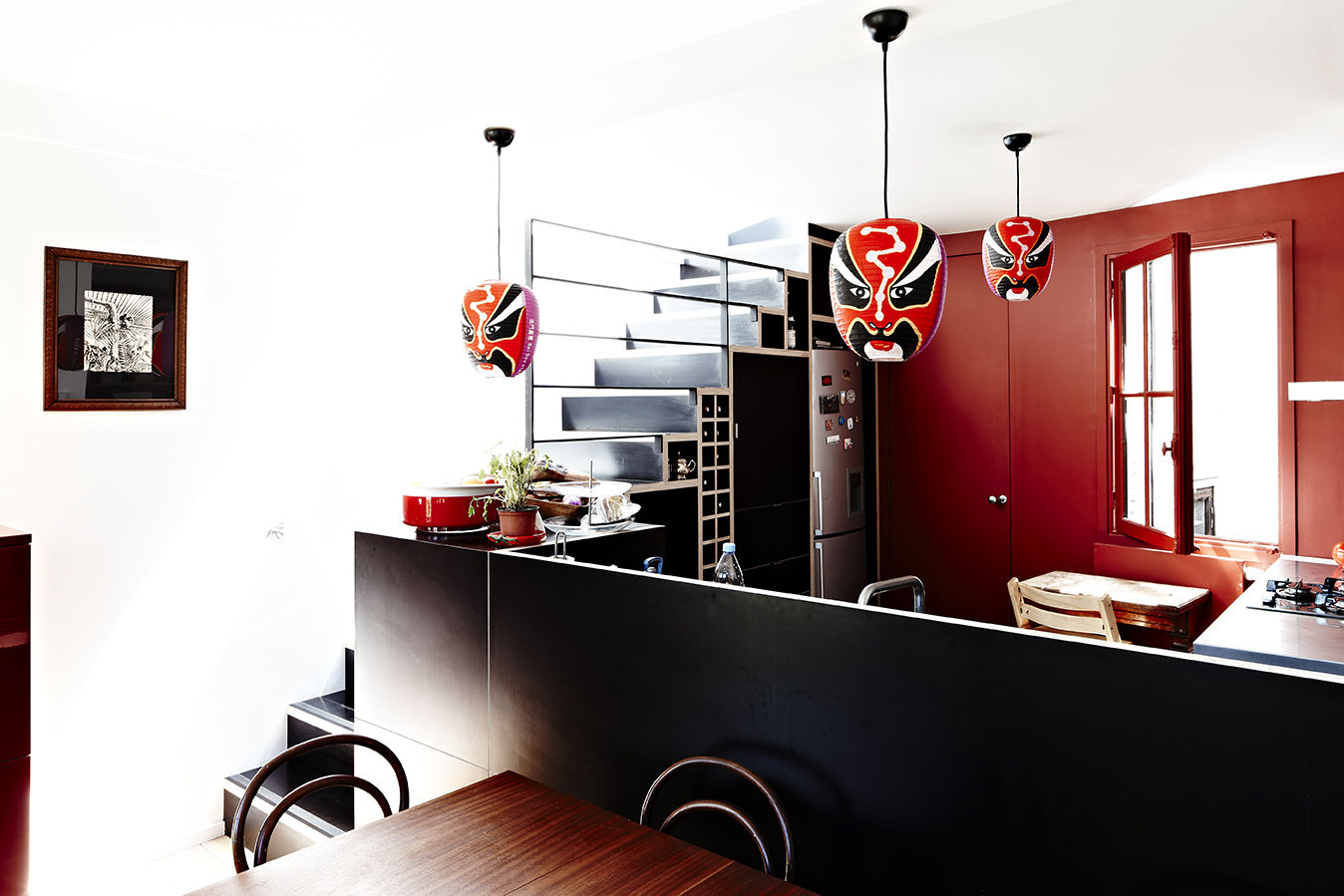 Restructuration d'une maison à Montmartre avec création d'une surélévation vitrée, Capucine de Cointet architecte Capucine de Cointet architecte Modern dining room