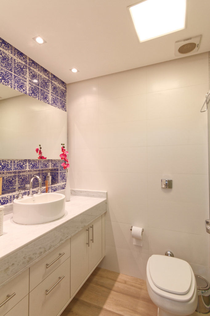 Apartamento Itaim Bibi - 90m², Raphael Civille Arquitetura Raphael Civille Arquitetura Bathroom