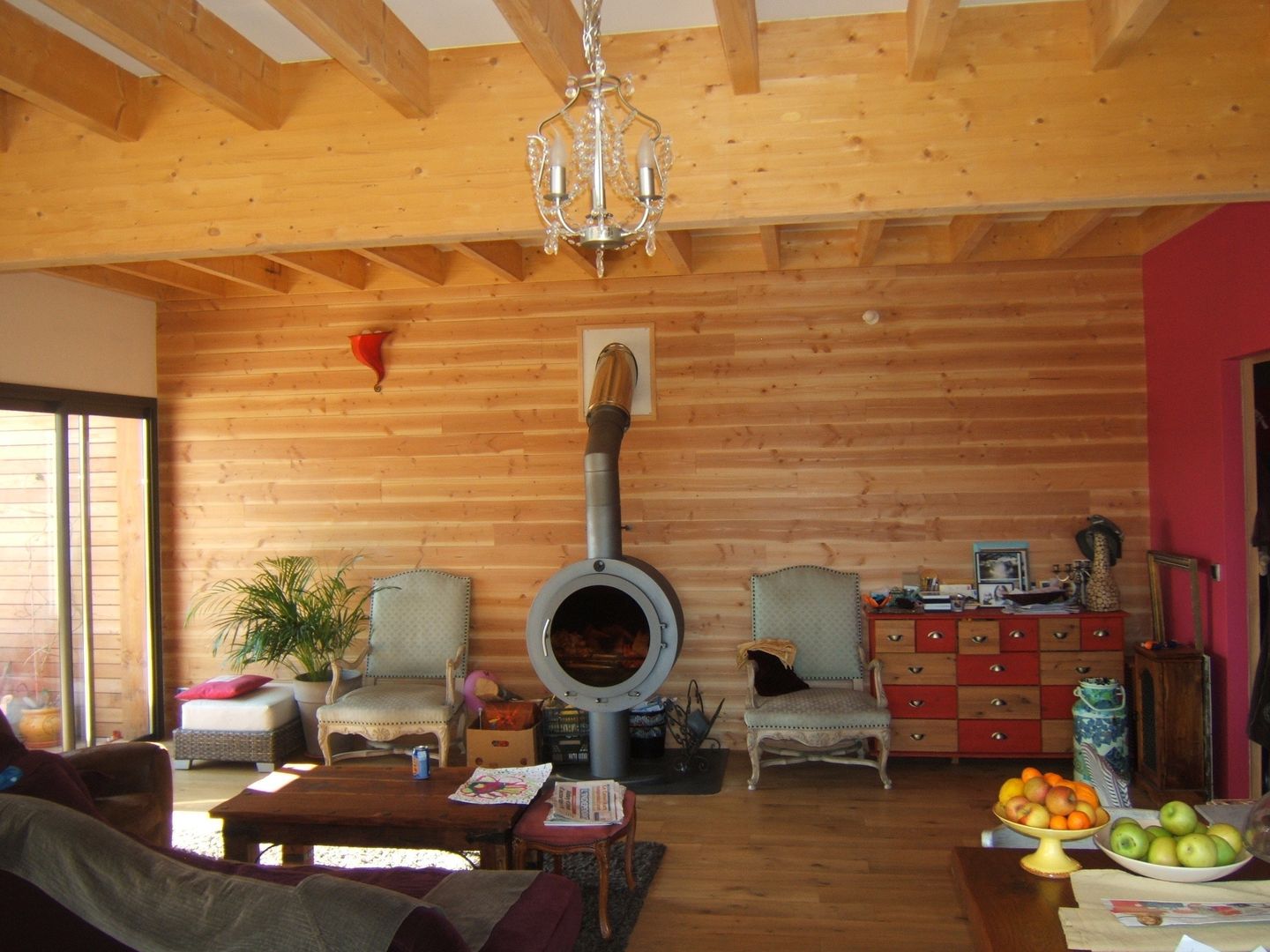 Une maison bois simple et authentique, casa architectes casa architectes Casas modernas