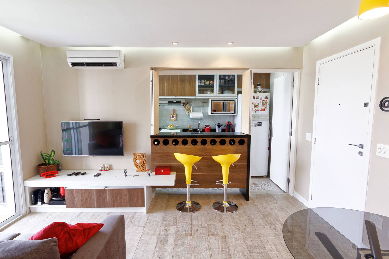 Apartamento Parque Butantã - 50m², Raphael Civille Arquitetura Raphael Civille Arquitetura Minimalist Yemek Odası