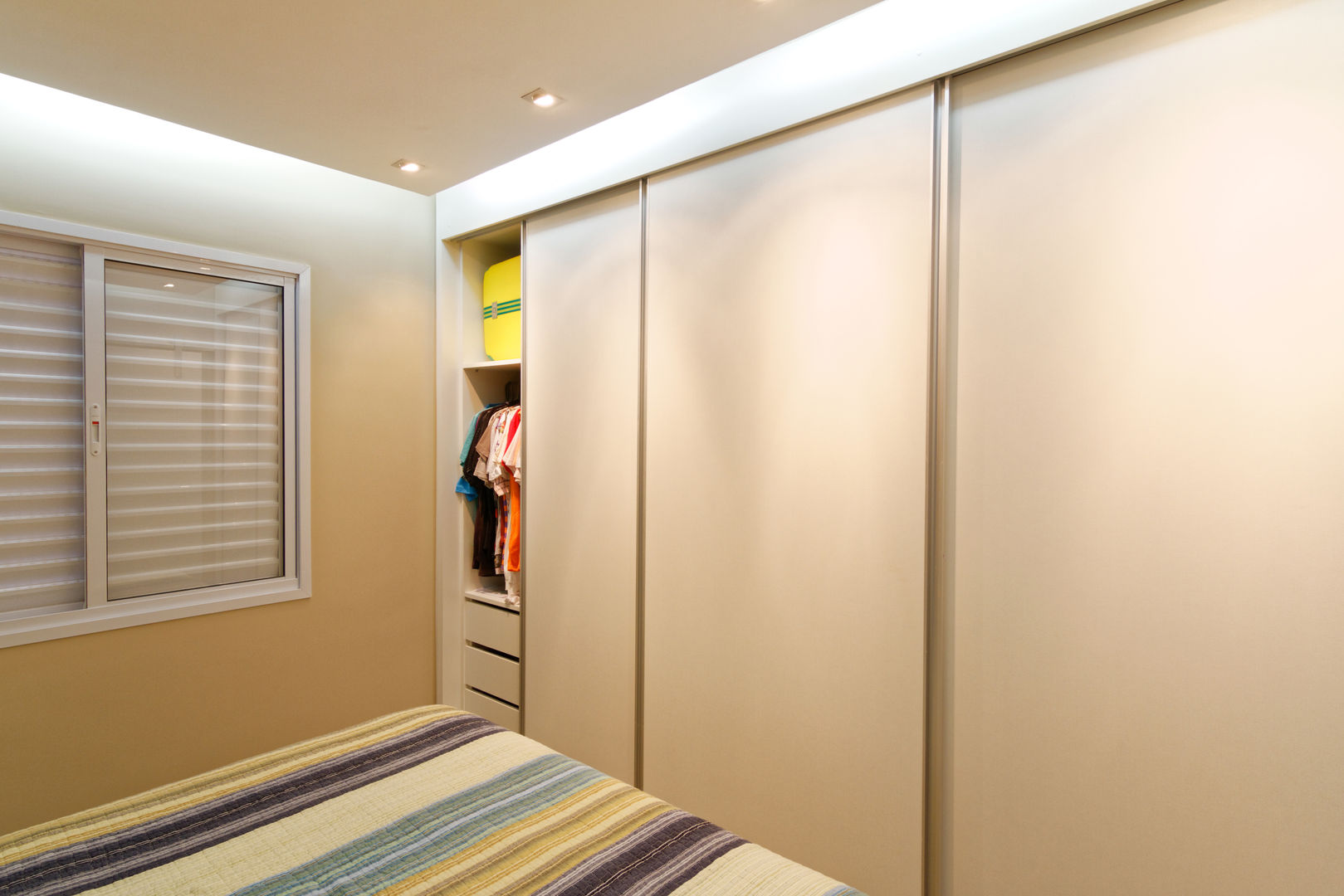 Apartamento Parque Butantã - 50m², Raphael Civille Arquitetura Raphael Civille Arquitetura Dormitorios minimalistas