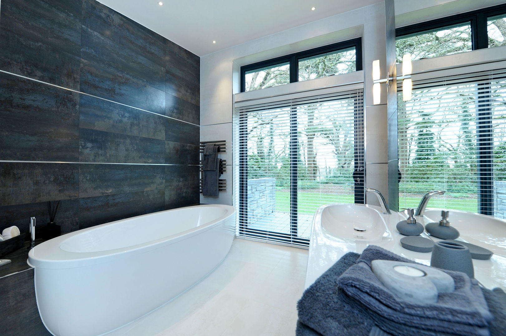 Redwoods, Wimborne, Dorset, Jigsaw Interior Architecture & Design Jigsaw Interior Architecture & Design Modern bathroom