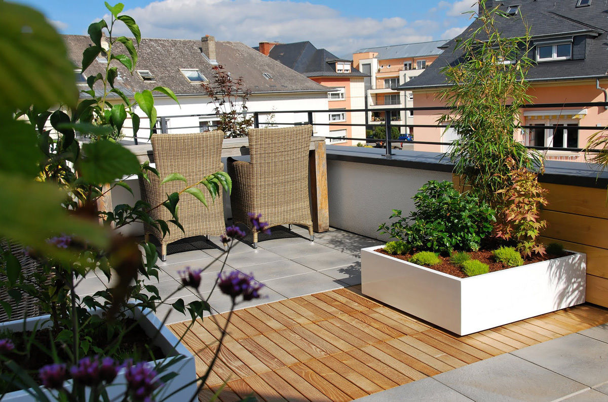 Custom planters IMAGE'IN - Designing of a private terrace in Luxembourg, ATELIER SO GREEN ATELIER SO GREEN Modern terrace