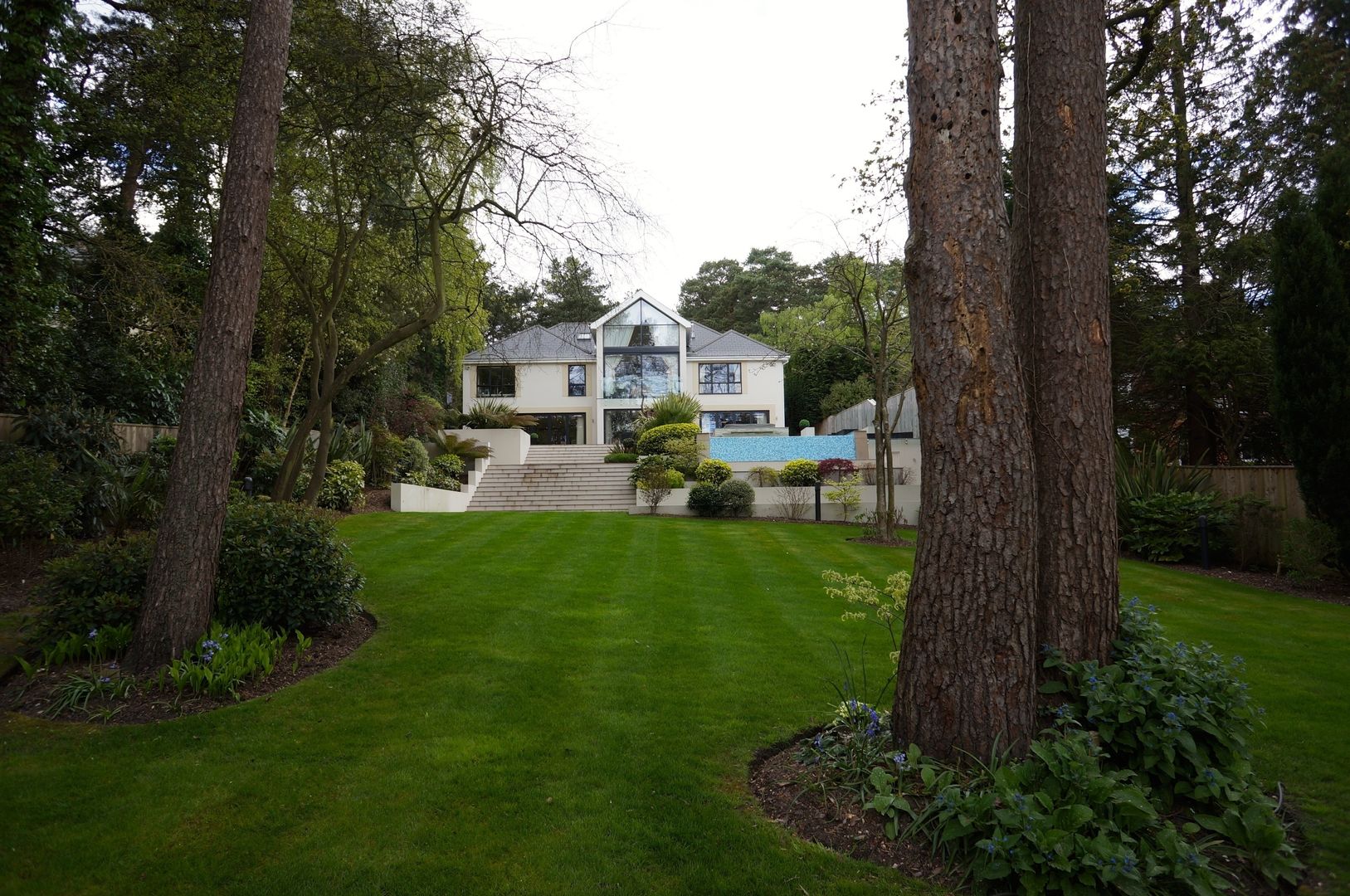 Bingham Avenue, Evening Hill, Poole, David James Architects & Partners Ltd David James Architects & Partners Ltd Classic style houses