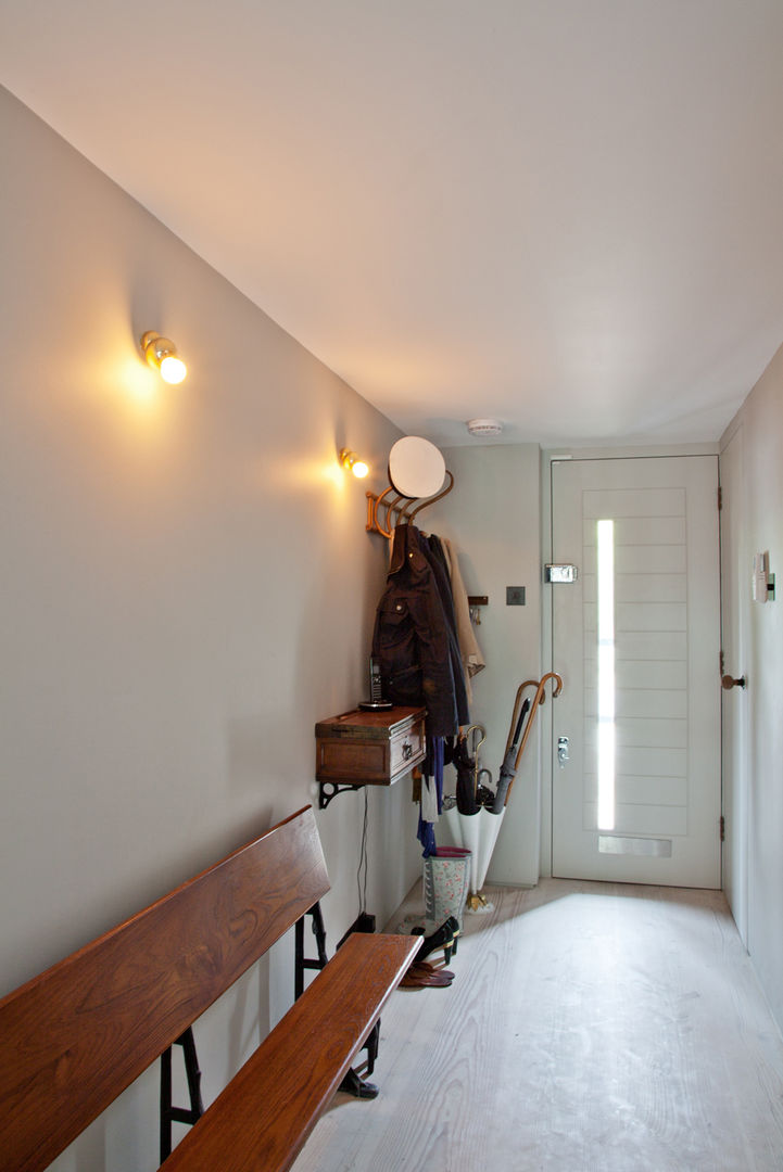 Hallway homify Corredores, halls e escadas modernos