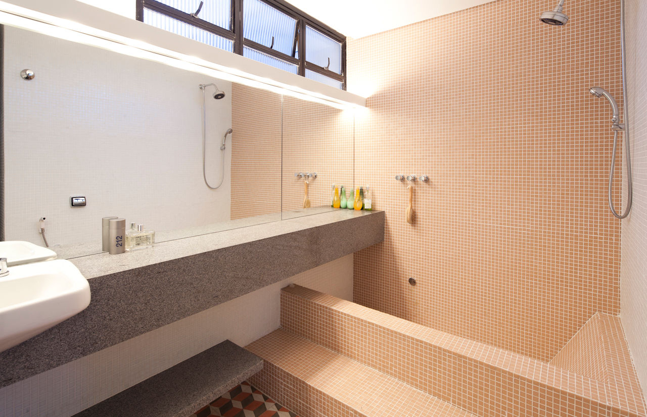 Apartamento Maria Antônia, Zemel+ ARQUITETOS Zemel+ ARQUITETOS Bagno moderno