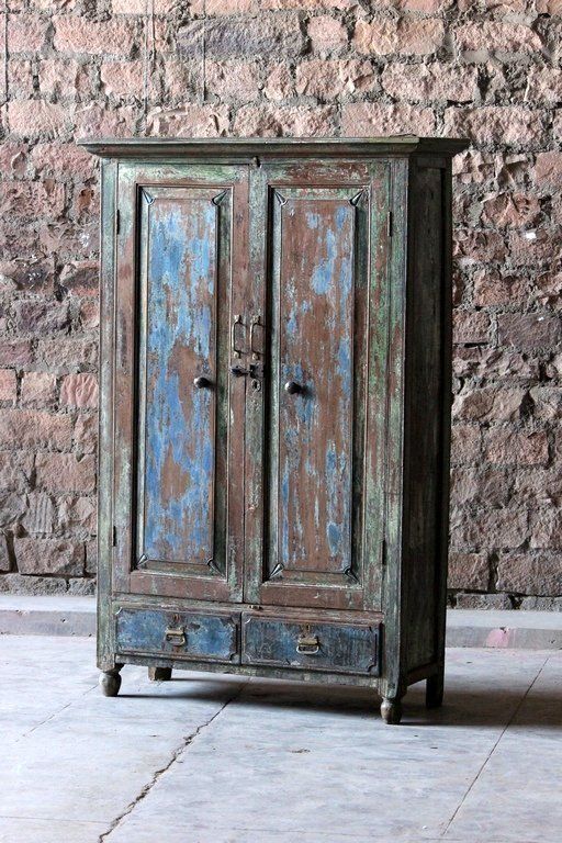 Akash 'Sky Blue' Upcycled 2 Drawer 2 Door Dresser Little Tree Furniture Спальня в рустикальном стиле Шкафы для одежды и комоды