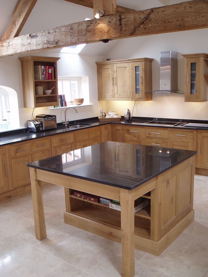 Oak kitchen, Churchwood Design Churchwood Design Кухня в классическом стиле