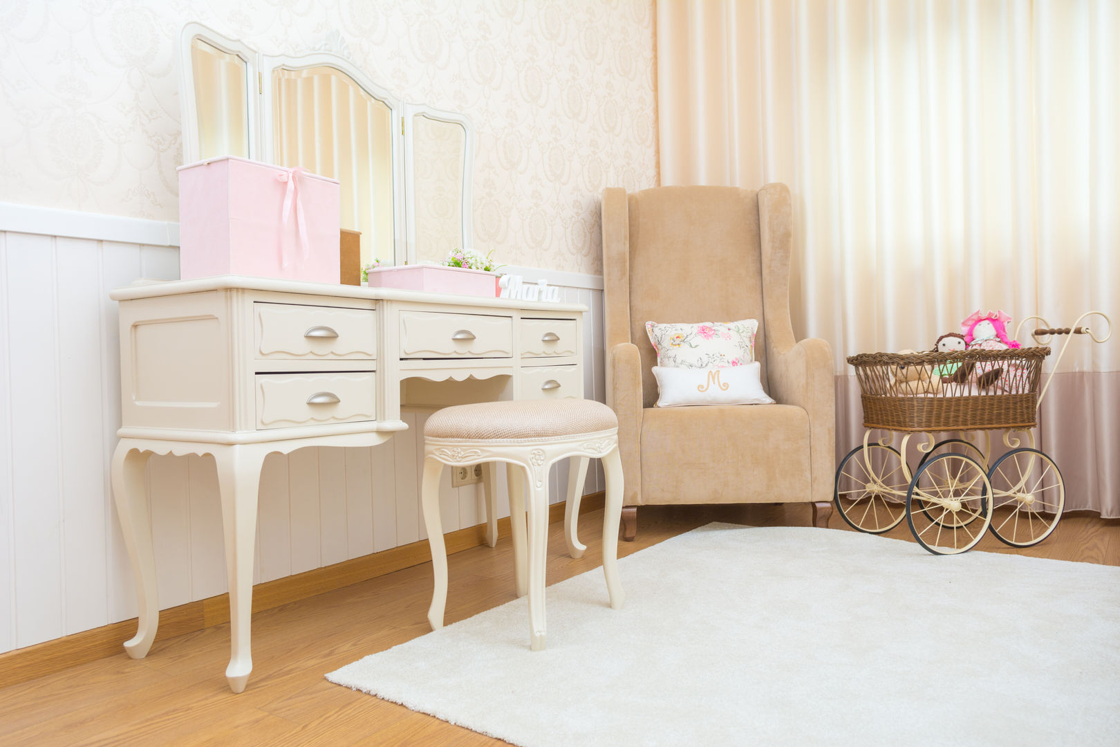 Quarto da Princesa Maria, Ângela Pinheiro Home Design Ângela Pinheiro Home Design Дитяча кімната