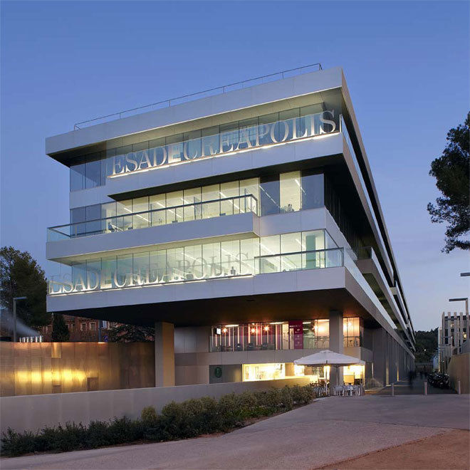 ESADE Creapolis. Sant Cugat del Vallés. 2010, Deu i Deu Deu i Deu 商业空间 辦公大樓