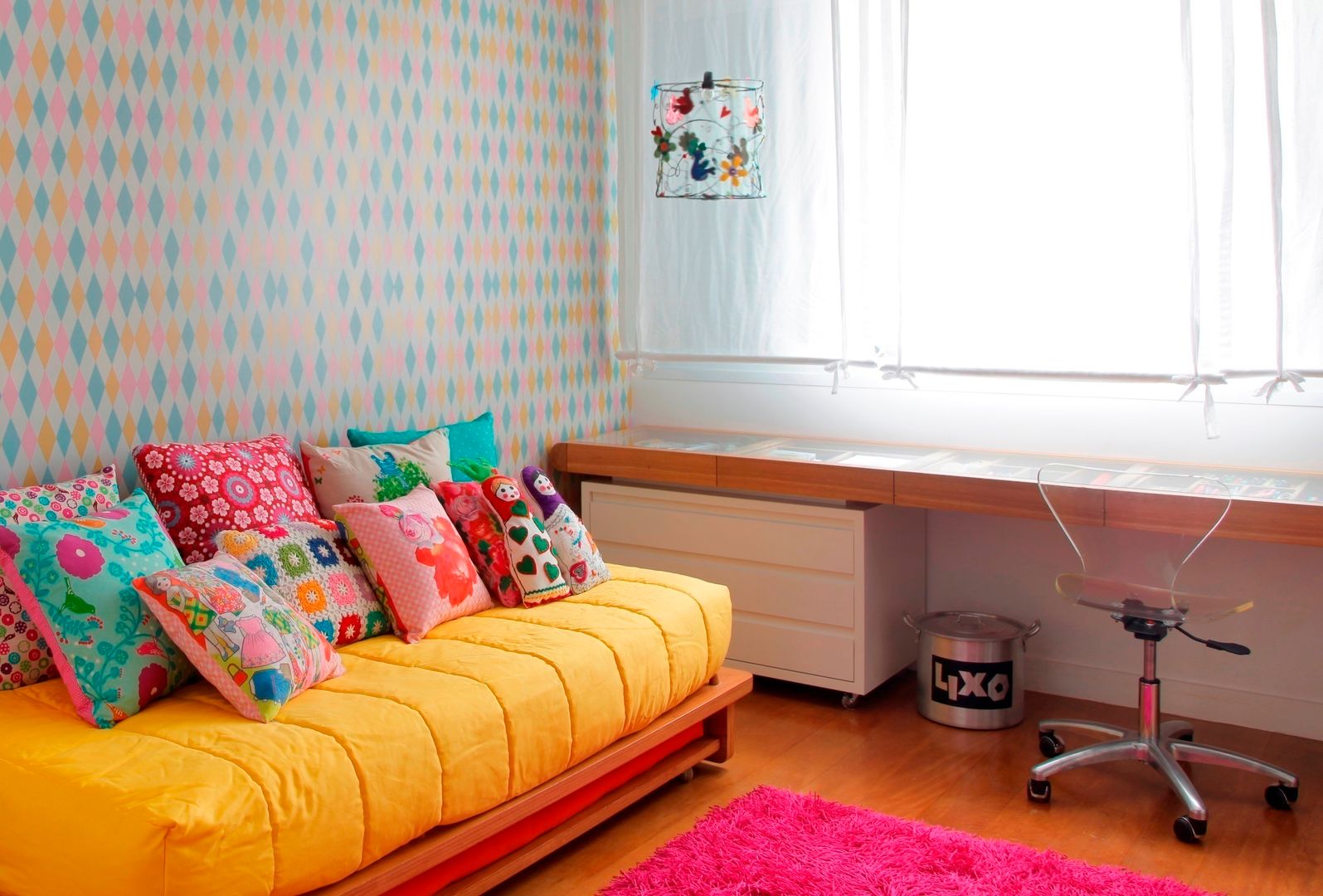 Quarto Violeta, Oba! Arquitetura Oba! Arquitetura Nursery/kid’s room