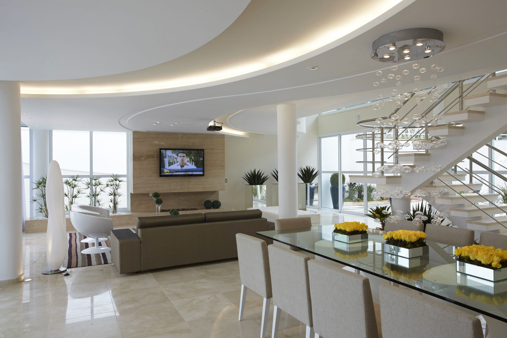 homify Modern dining room