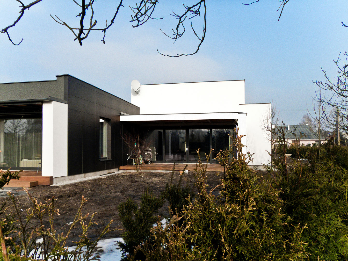 Third House from the Sun, Le 2 Workshop Le 2 Workshop Casas de estilo minimalista