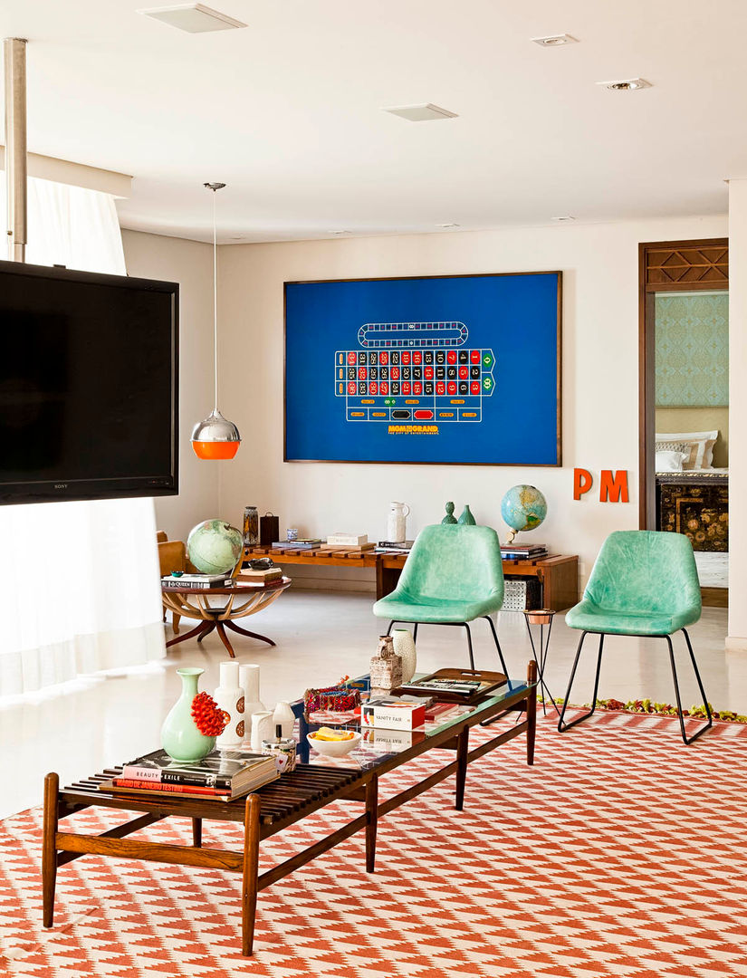 Apartamento Bairro de Higienópolis, CARMELLO ARQUITETURA CARMELLO ARQUITETURA Living room Stools & chairs