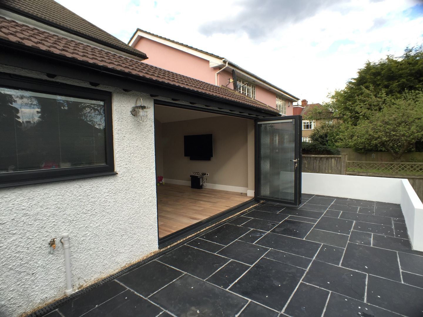 6m Rear Extension Design and Build: A Natural light and a welcoming social kitchen, Progressive Design London Progressive Design London Casas modernas