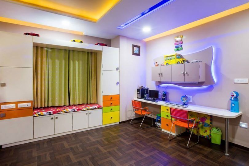 Mr Mulla Residence , Srujan Interiors & Architects Pvt Ltd Srujan Interiors & Architects Pvt Ltd Nursery/kid’s room