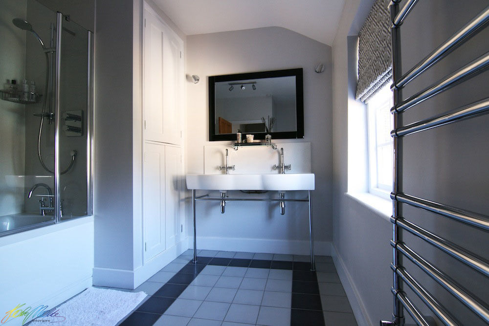 Bathroom homify Phòng tắm phong cách tối giản