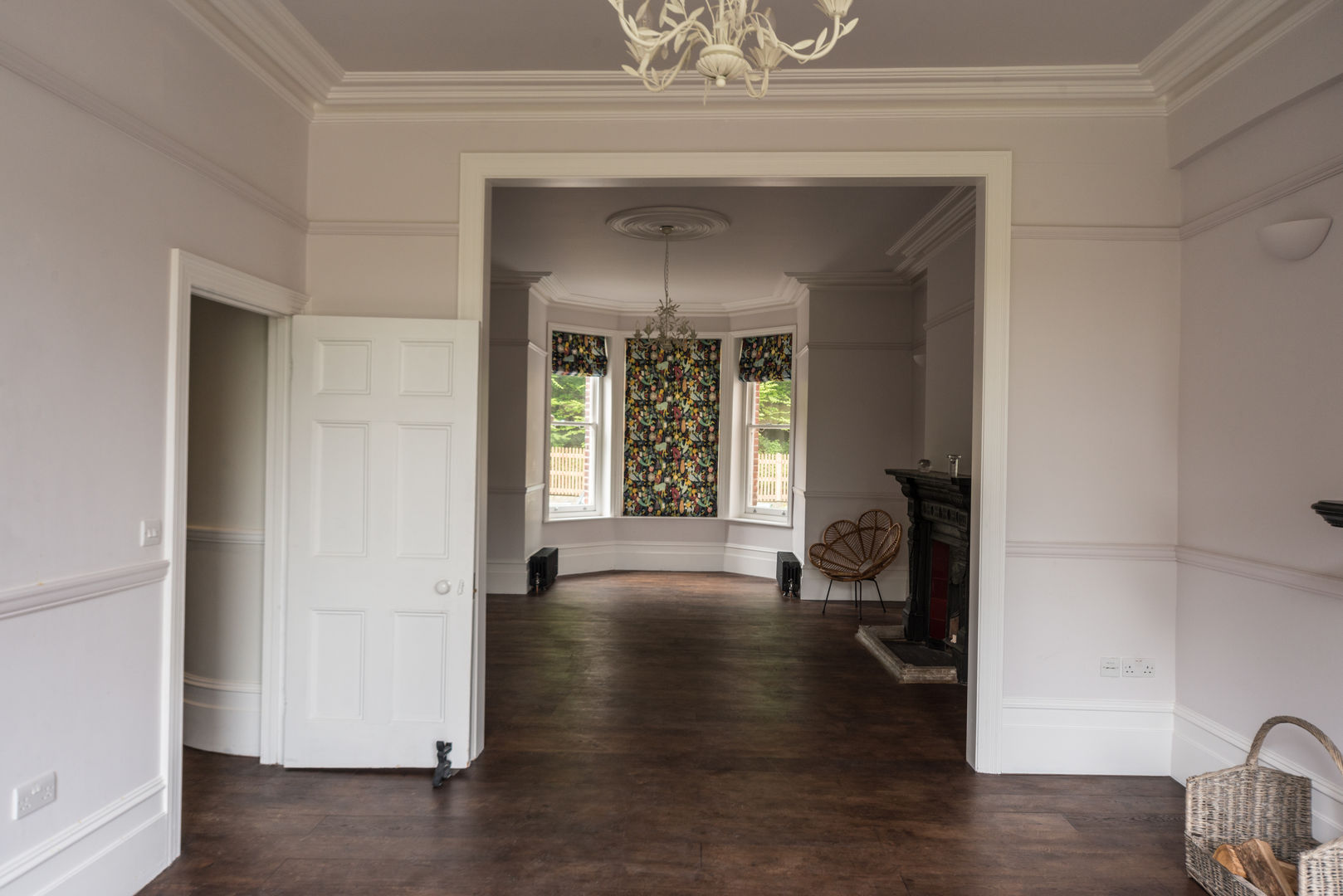 Muswell Hill, Goldsmith Architects Goldsmith Architects Classic style living room