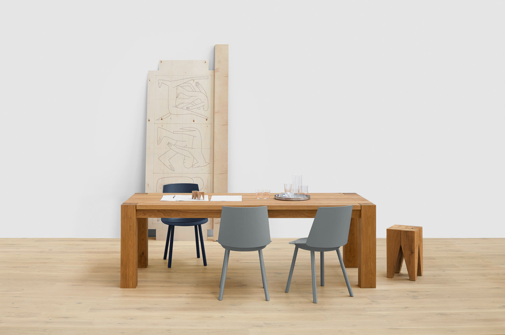 Table BIGFOOT™ e15 Modern dining room
