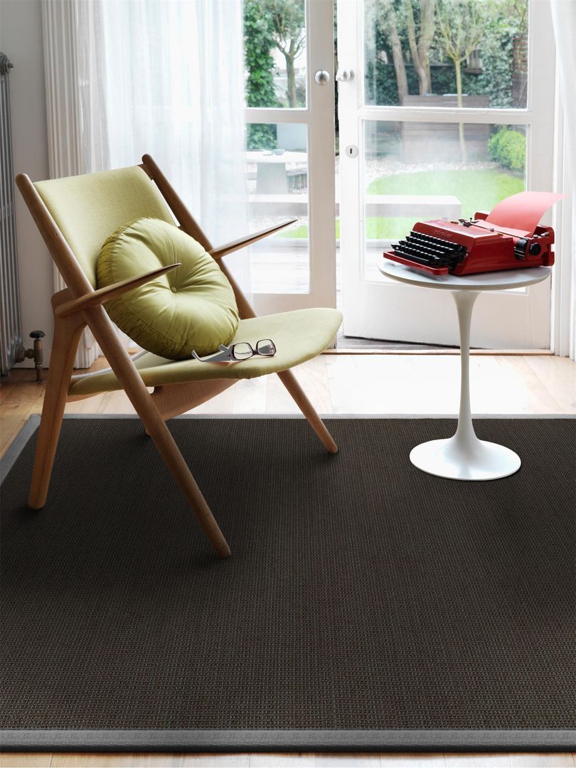 Graue Teppiche: Die Farbe Grau – das neue Weiß, benuta GmbH benuta GmbH Modern dining room Accessories & decoration