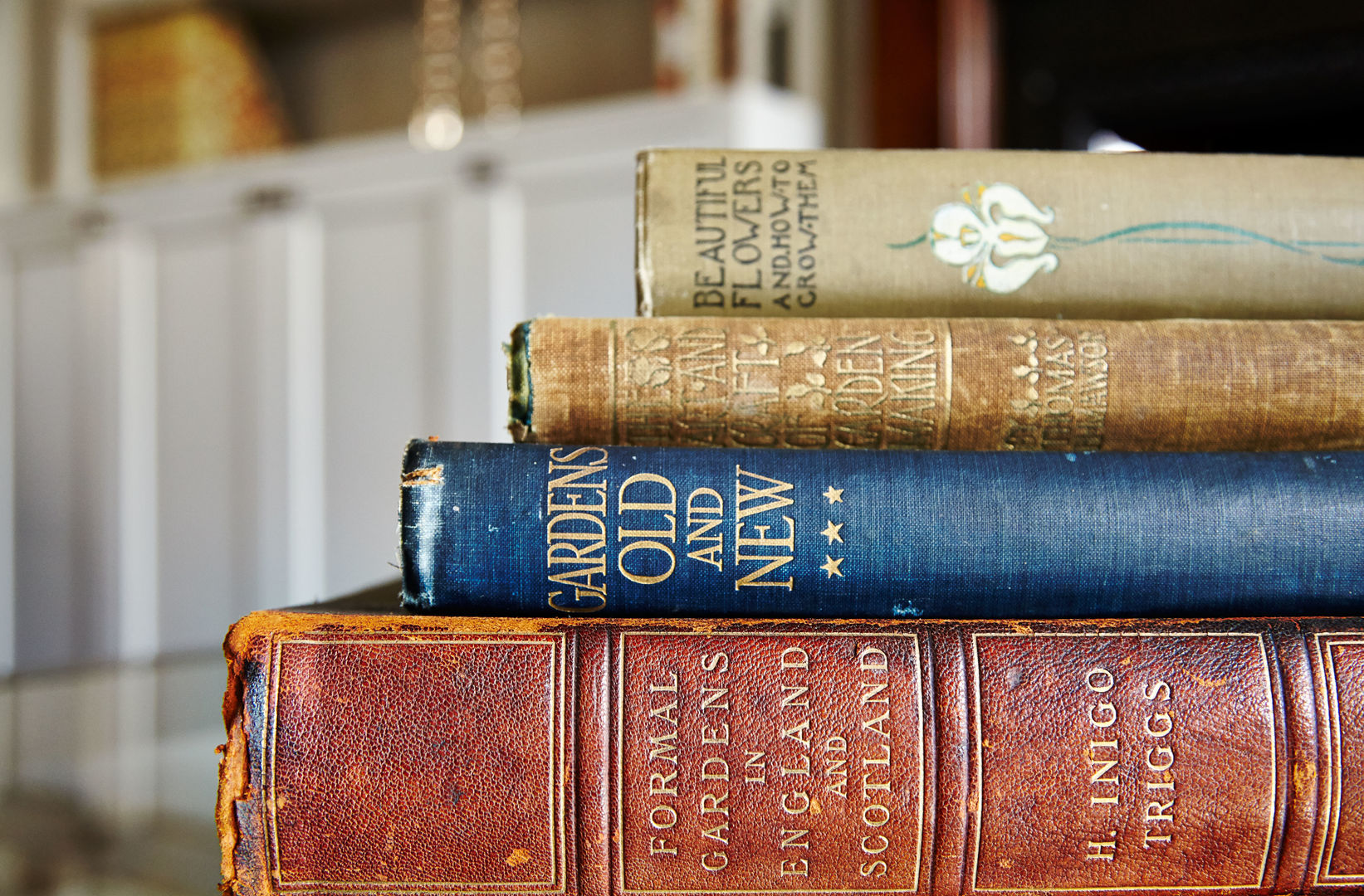 Vintage Books homify Living room Accessories & decoration