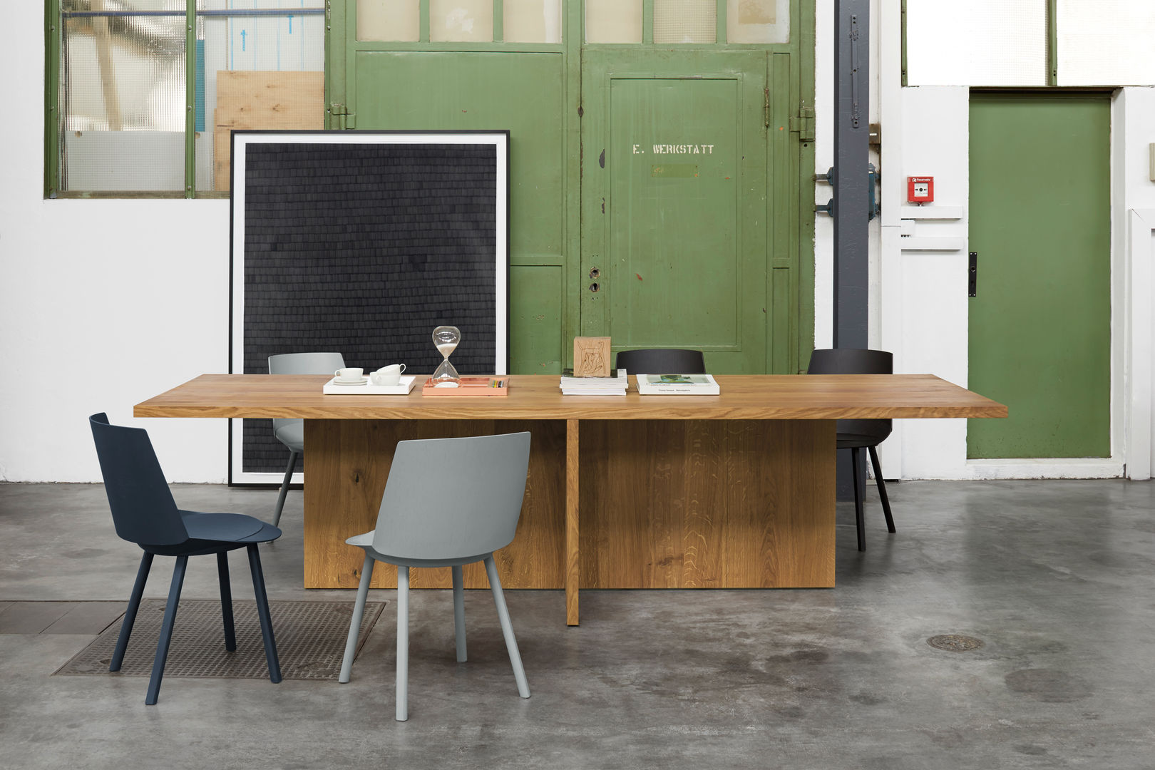 Table ZEHN e15 Modern study/office