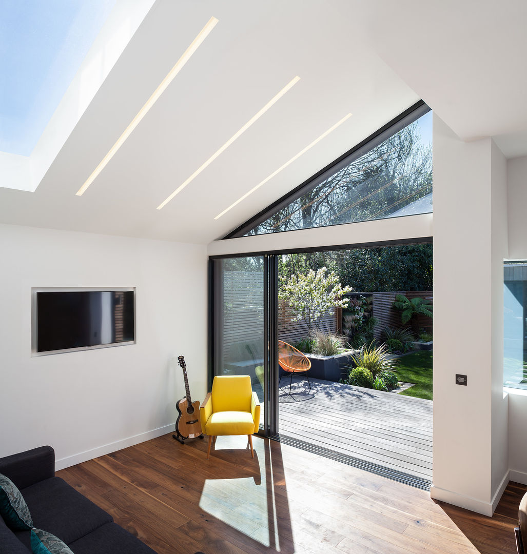 Winchmore Hill, London Maxlight Puertas y ventanas de estilo moderno