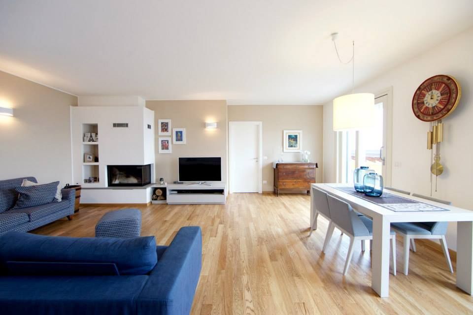 La casa di Valentina, Modularis Progettazione e Arredo Modularis Progettazione e Arredo Minimalist living room