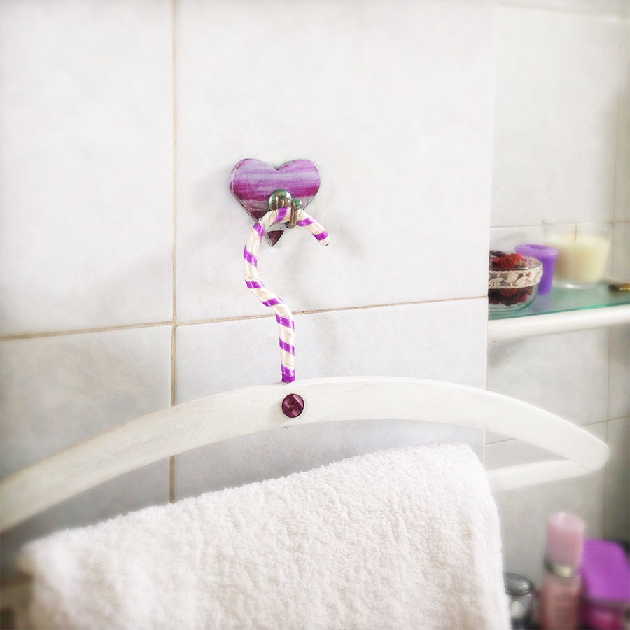 Hanger bath Bubi collage حمام منسوجات واكسسوارات