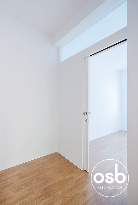 cirilo amoros 85 x3, osb arquitectos osb arquitectos Minimalist style doors Doors