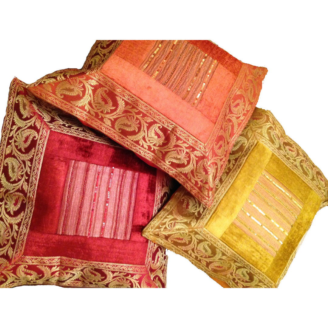 Sageer Cushions Gold/Red/Orange Indian Interiors غرفة المعيشة Accessories & decoration