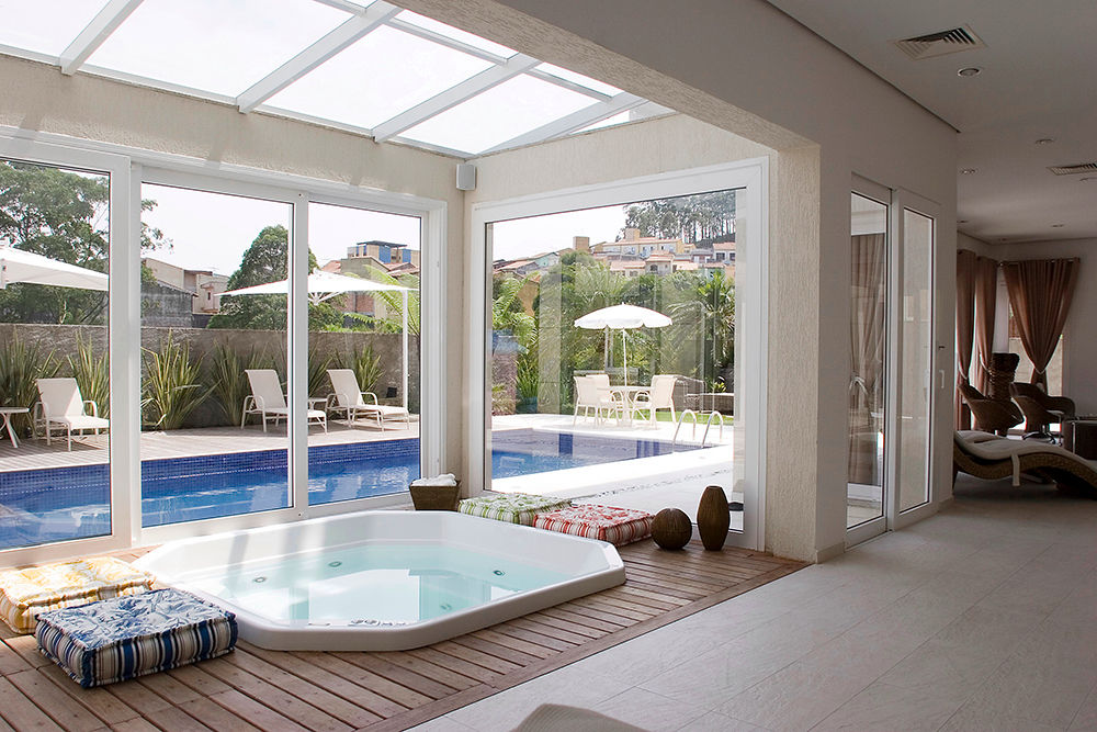 homify Modern pool