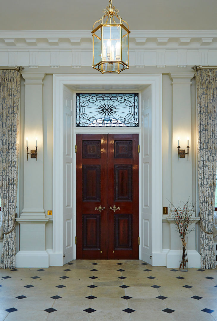 Georgian Country House, Etons of Bath Etons of Bath Classic corridor, hallway & stairs