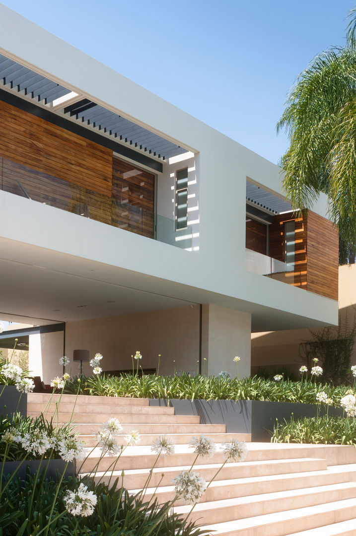 Casa SJ, Gantous Arquitectos Gantous Arquitectos Modern Balkon, Veranda & Teras