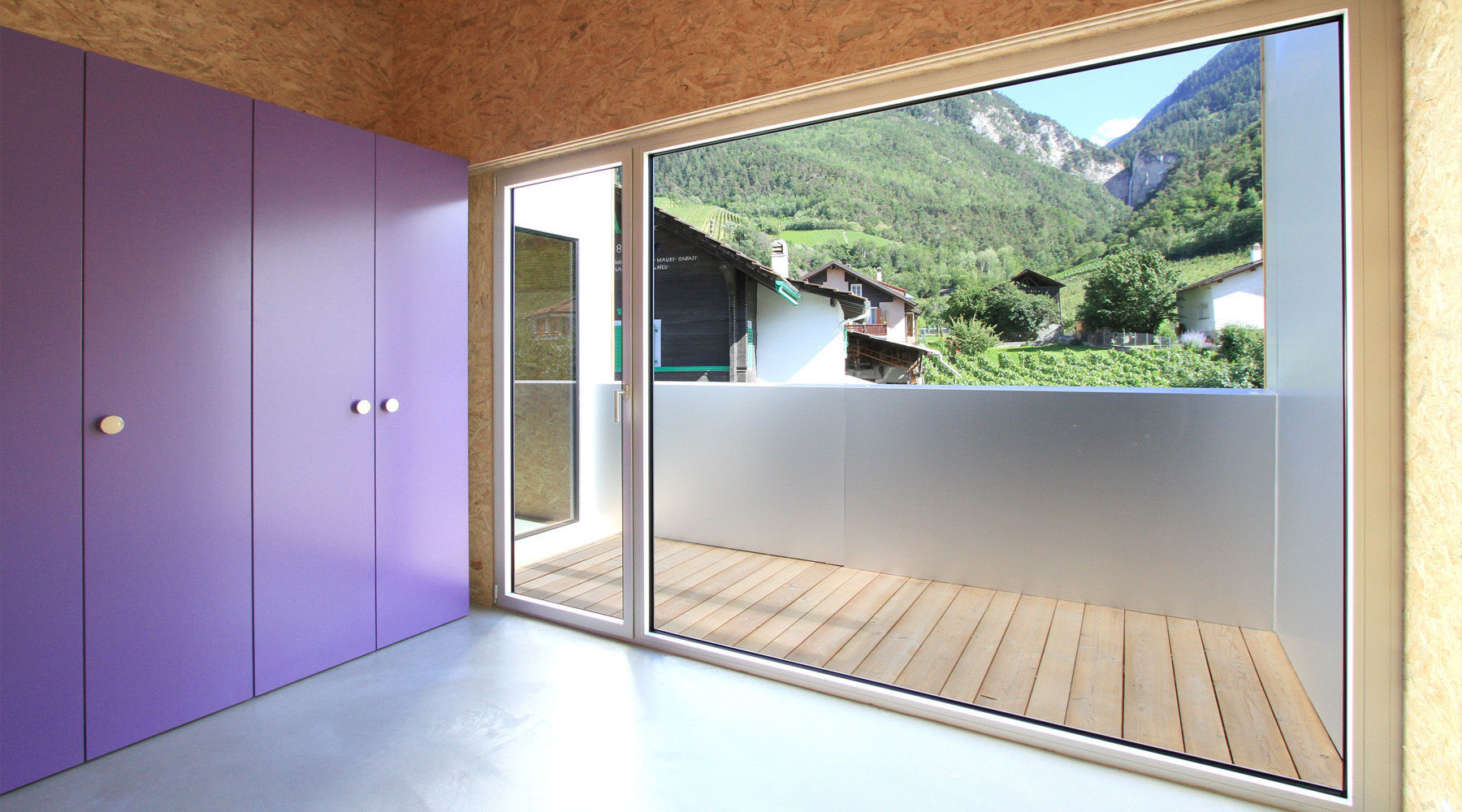 MMR _ maison à réchy, évéquoz ferreira architectes évéquoz ferreira architectes Nursery/kid’s room