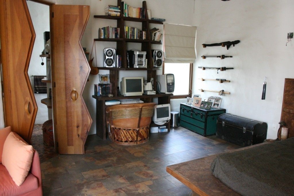 Casa Santa Fe, Cenquizqui Cenquizqui Rustic style bedroom Wardrobes & closets