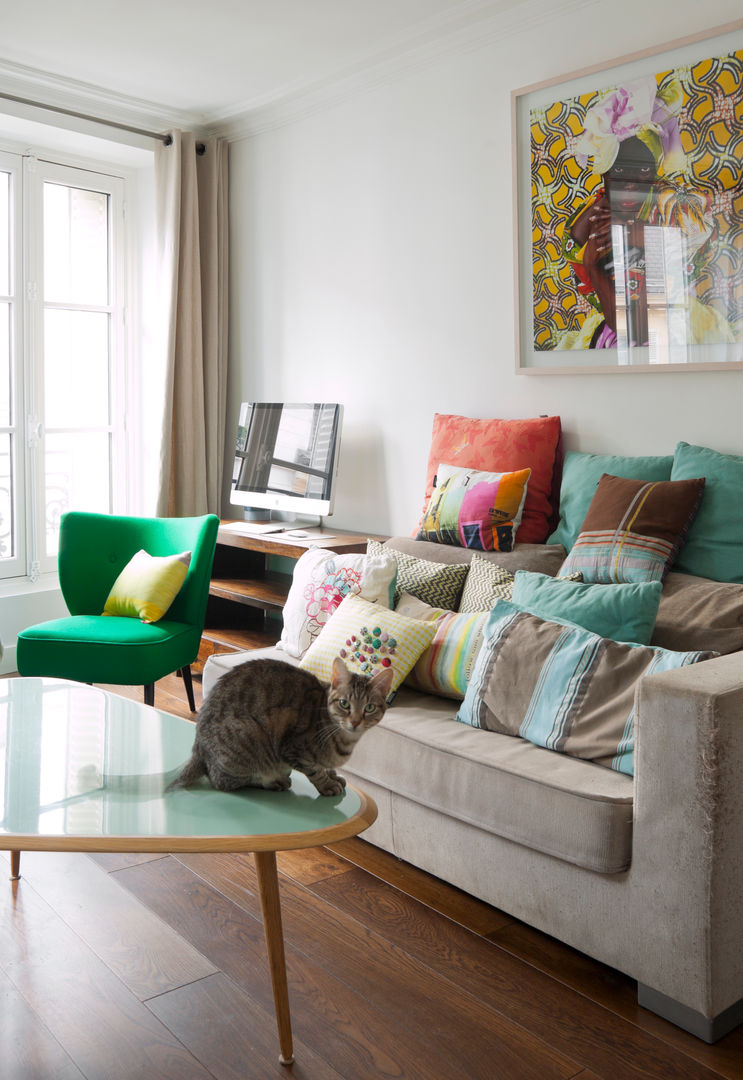 Un Duplex à Saint-Germain des Prés -Paris-6e, ATELIER FB ATELIER FB Moderne woonkamers