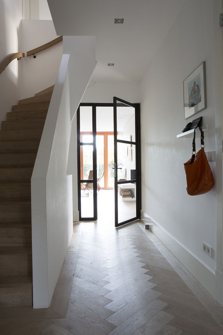 Villa Blaricum, Boks architectuur Boks architectuur Modern corridor, hallway & stairs