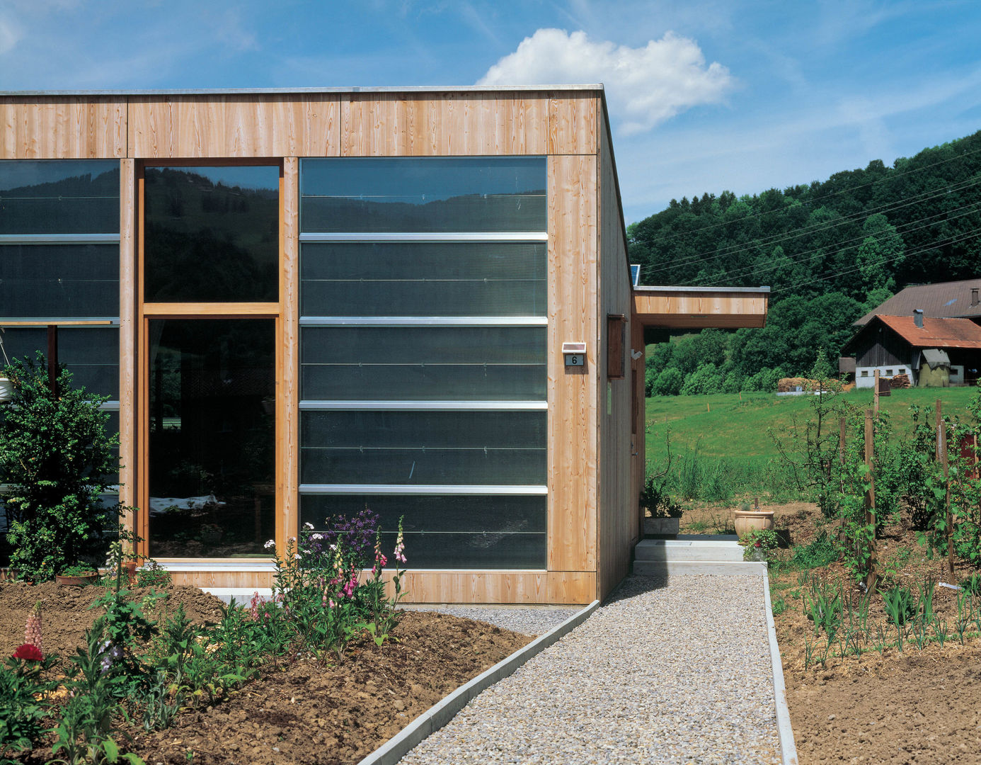 Solarhaus III in Ebnat-Kappel CH, 2000, Dietrich Schwarz Architekten AG Dietrich Schwarz Architekten AG Minimalist houses