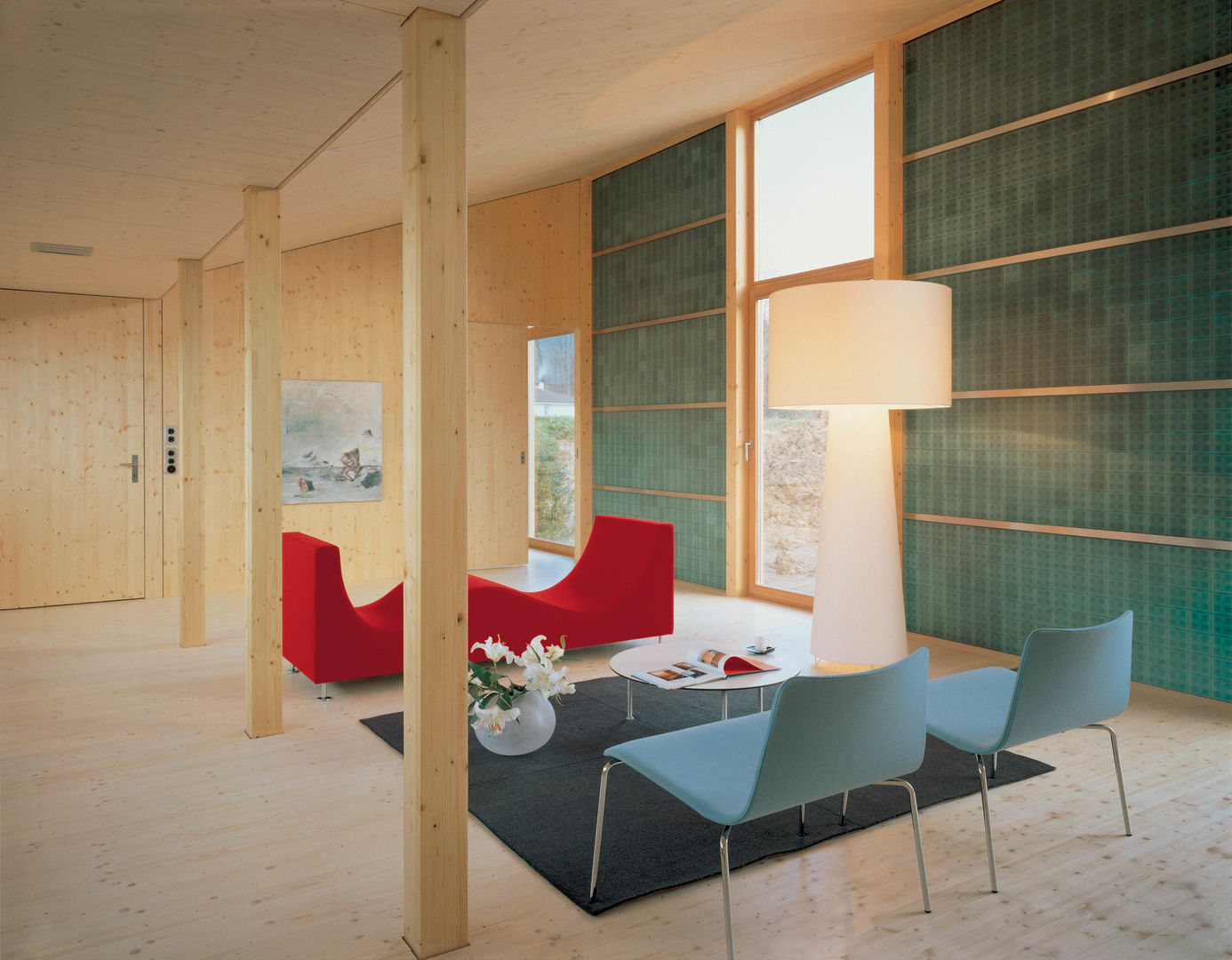 Solarhaus III in Ebnat-Kappel CH, 2000, Dietrich Schwarz Architekten AG Dietrich Schwarz Architekten AG Salones minimalistas