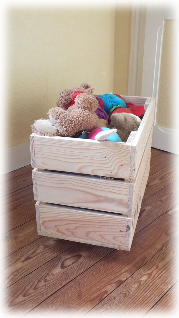 Caisses de rangement en bois de palette., La Fée rabote La Fée rabote Nursery/kid’s room Storage
