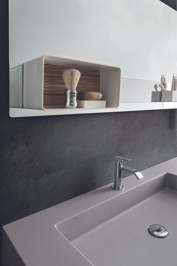 Magnetika bathroom - magnetic case on metal panel Ronda Design Modern bathroom Storage